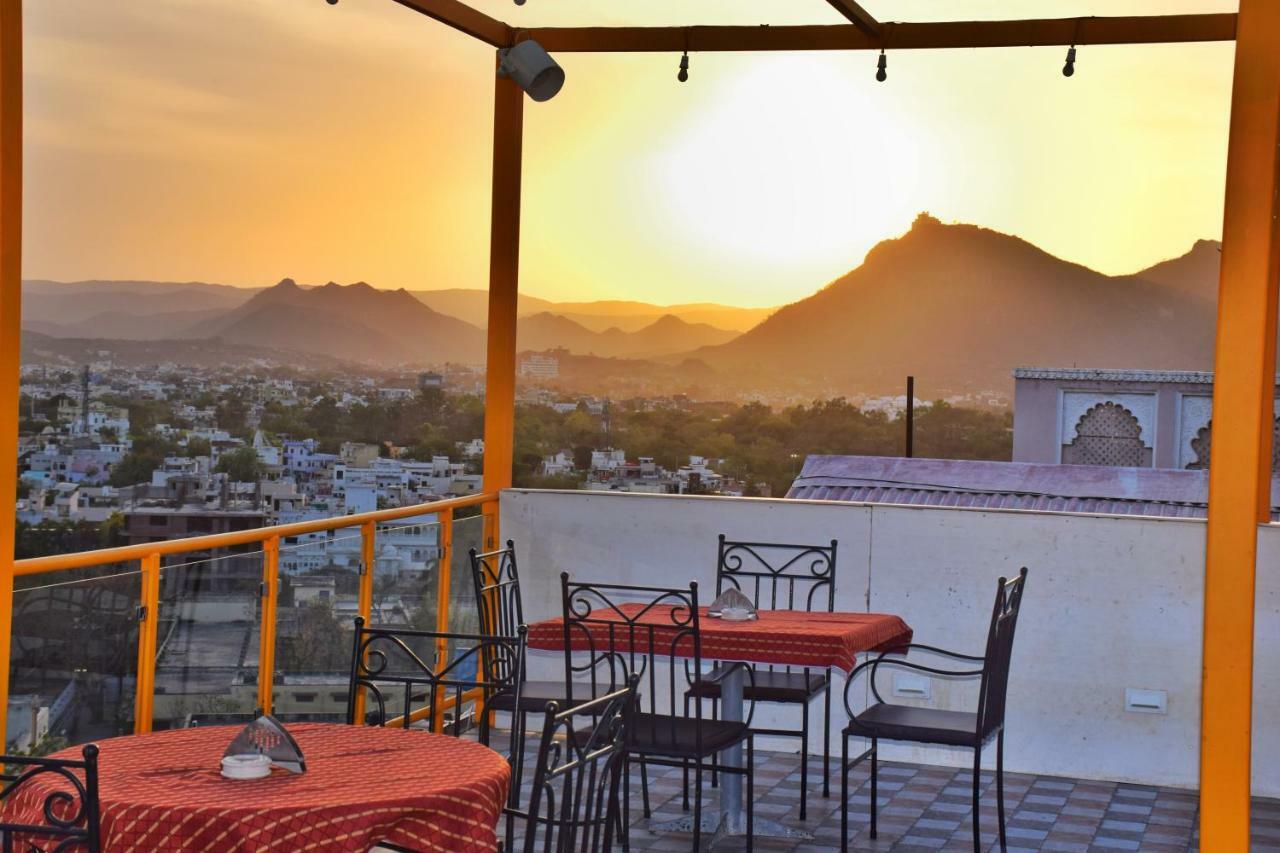 Hotel Kurabar Kothi Udaipur Luaran gambar